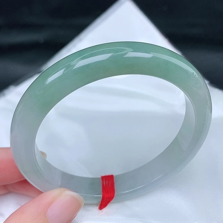 未镶嵌手镯翡翠天然
