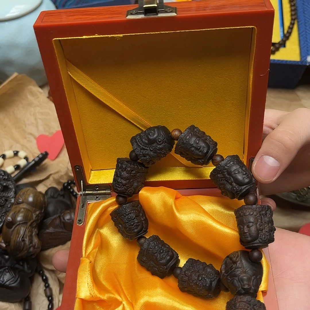 大叶紫檀（黑酸枝木类）