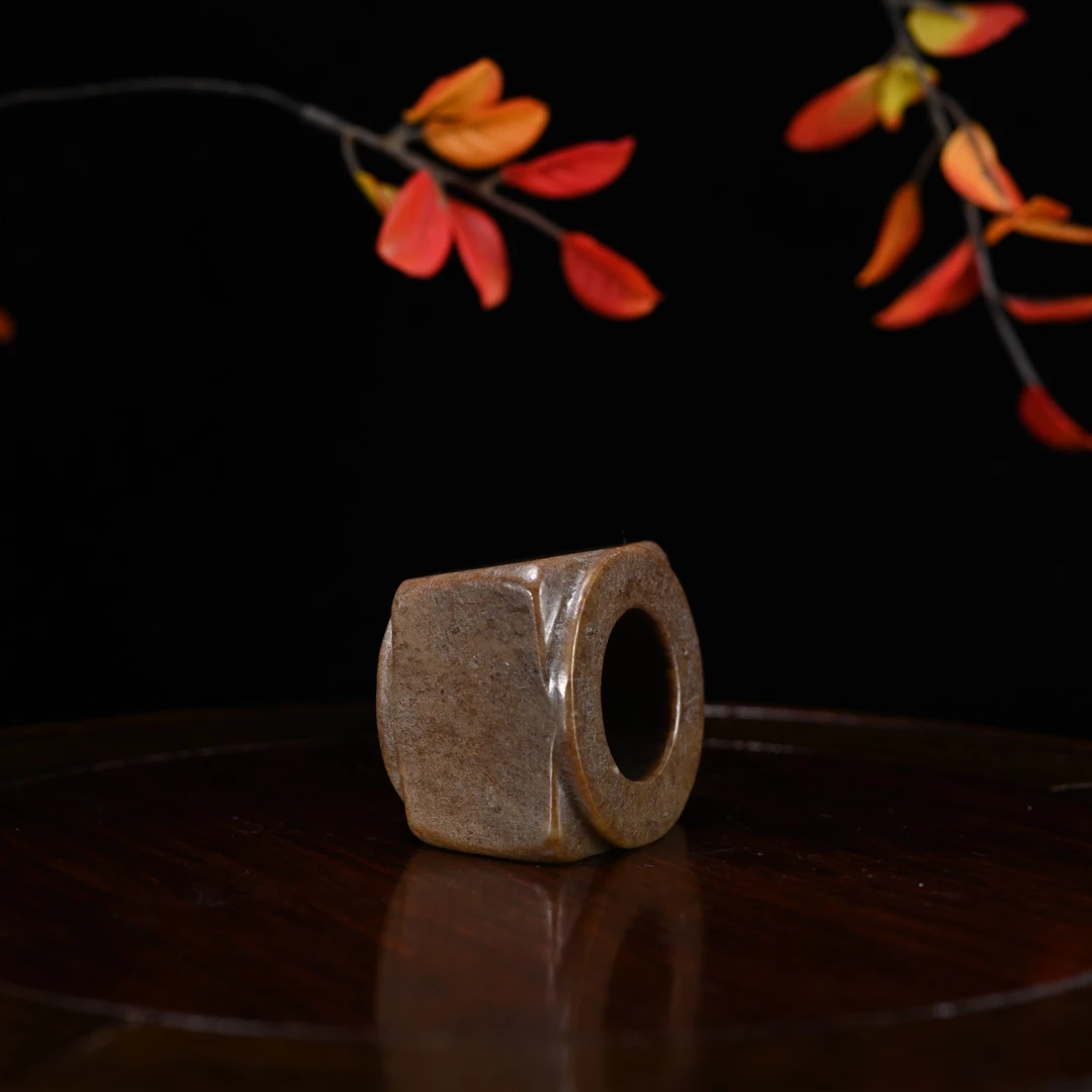 Lot8834 HP6810150和田玉摆件/杭拍