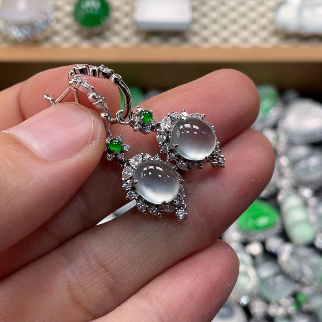 翡翠18K金镶嵌颈饰耳扣