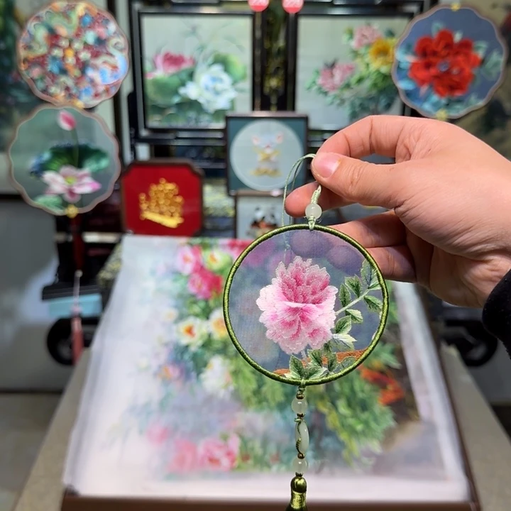 刺绣刺绣工艺精湛