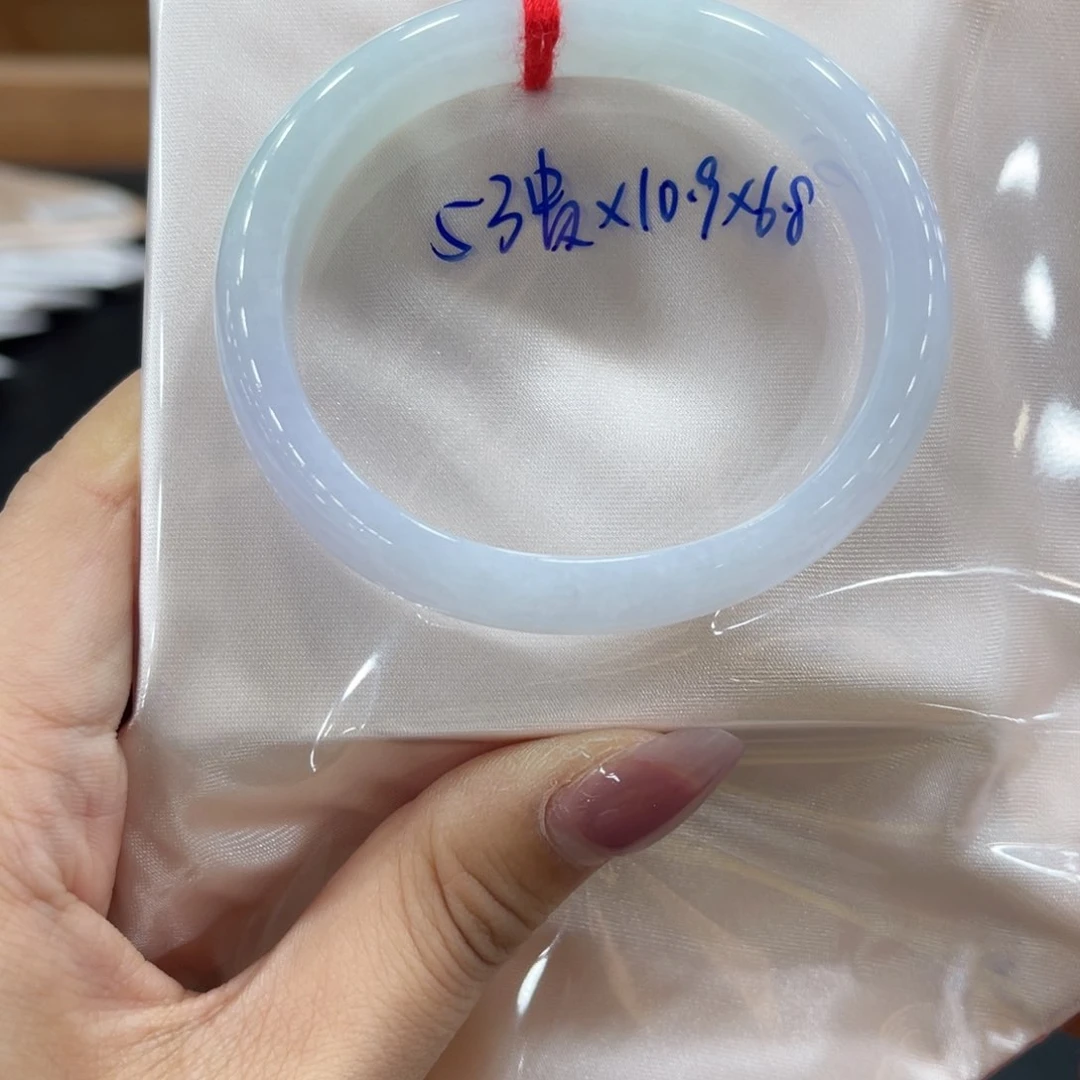未镶嵌手镯翡翠翡翠