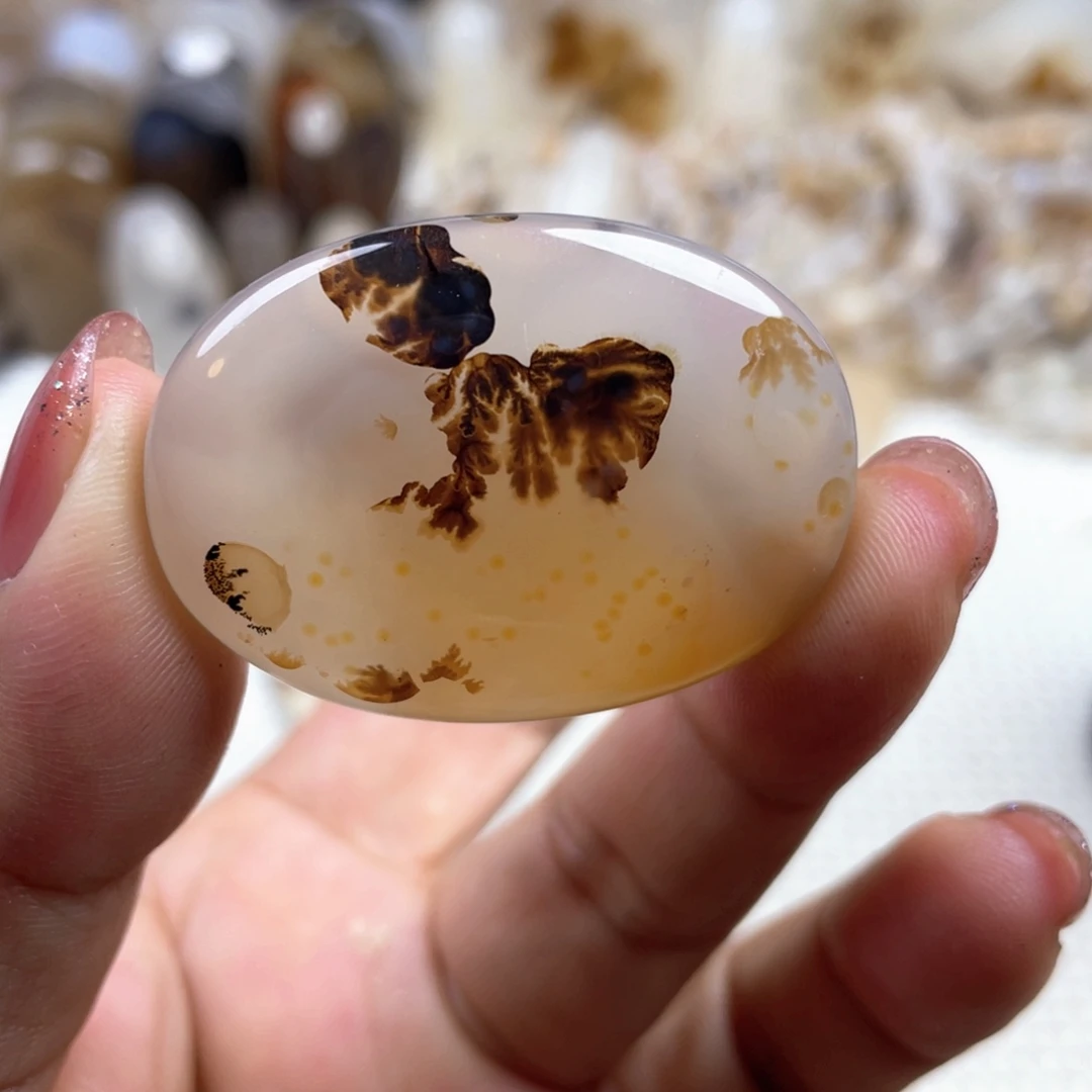 玛瑙/玉髓未镶嵌颈饰