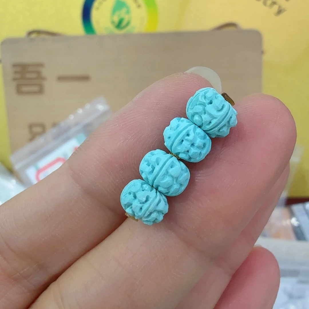 未镶嵌绿松石珠宝奇石