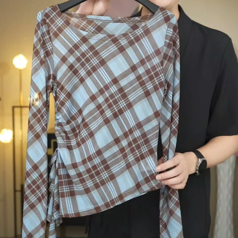 【斜格雅衫】设计感别致不规则花边网纱T恤女显瘦罩衫夏季LK2503047