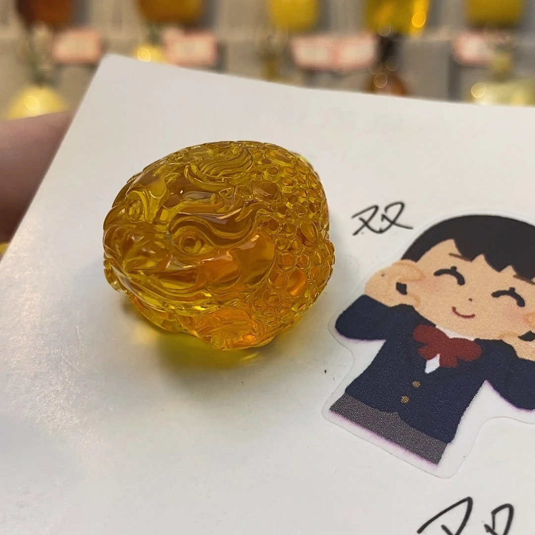 定制琥珀未镶嵌金蟾