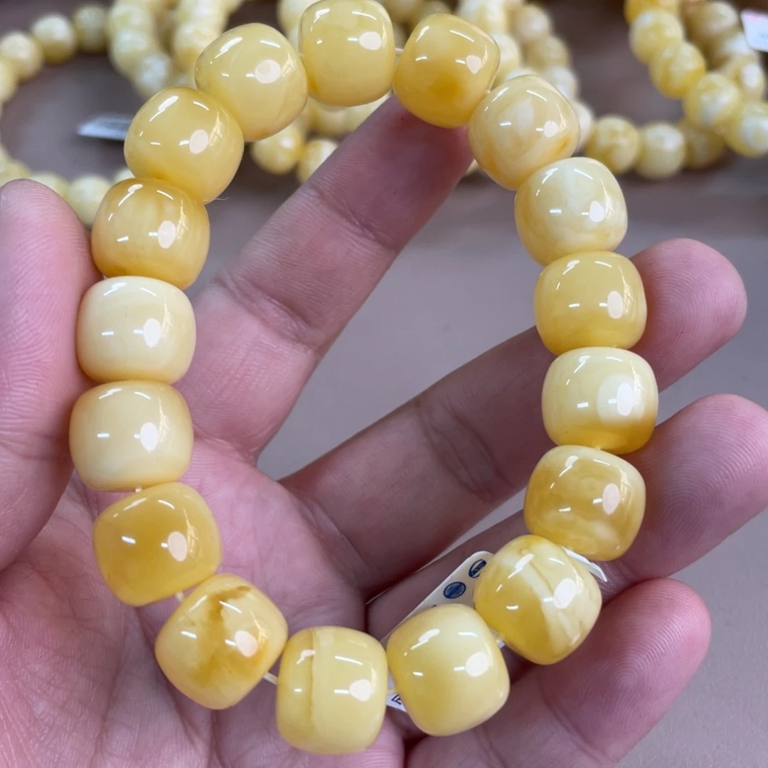 琥珀裸石未镶嵌151000000000