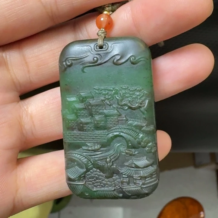 和田玉未镶嵌颈饰山水牌1