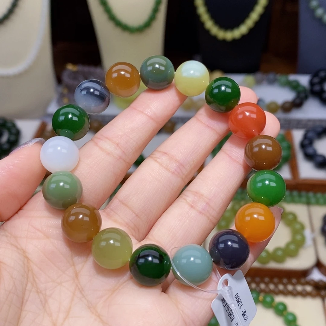 和田玉未镶嵌手串