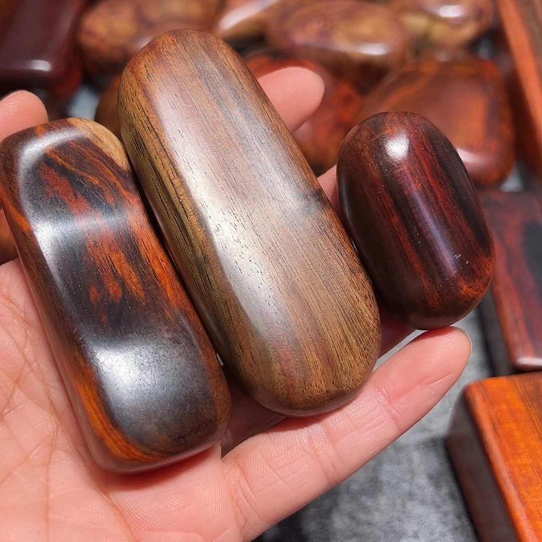 澪***点交趾黄檀（大红酸枝）