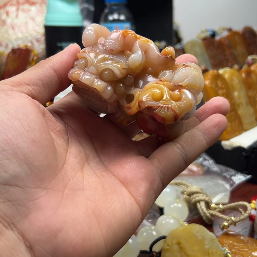 石英质玉（黄龙玉）未镶嵌hly