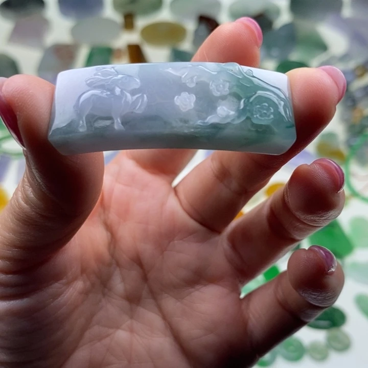 翡翠未镶嵌挂件天然翡翠