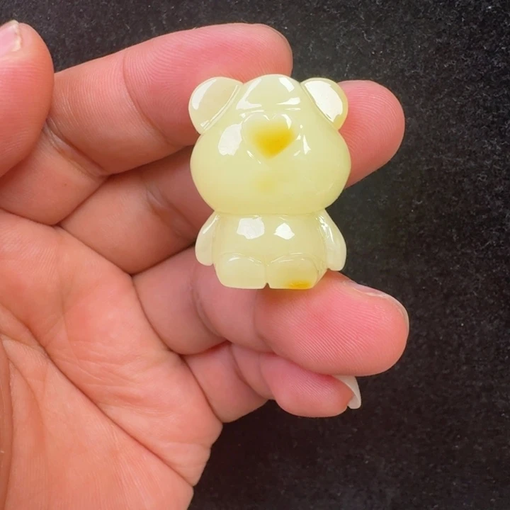 蜜蜡未镶嵌珠宝奇石