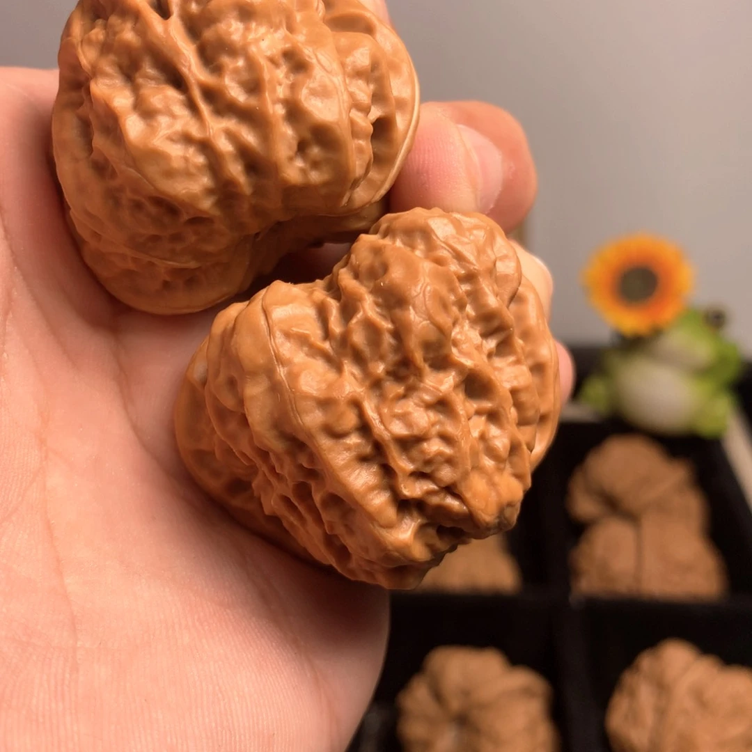 吊坠文玩核桃难****?