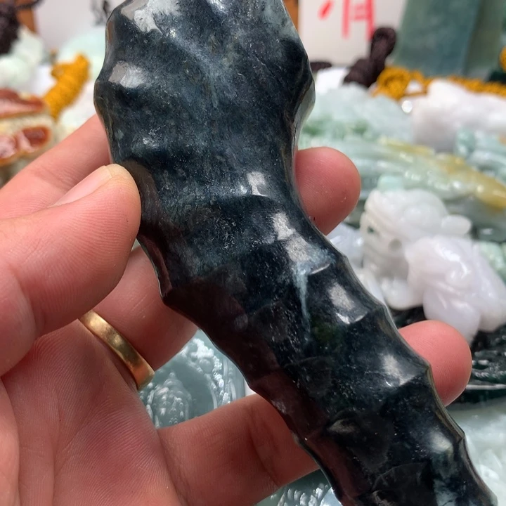 翡翠未镶嵌颈饰保真天然a货翡翠