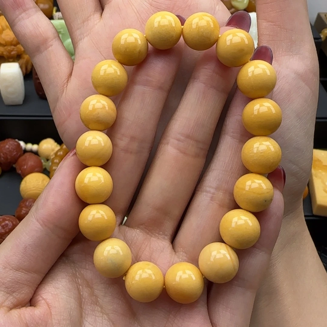 石英质玉颈饰未镶嵌