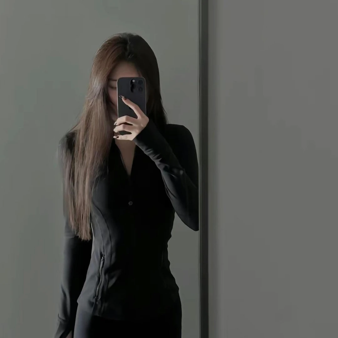 lulu原标短款defina瑜伽服士修身显瘦速立领克外上衣拉链