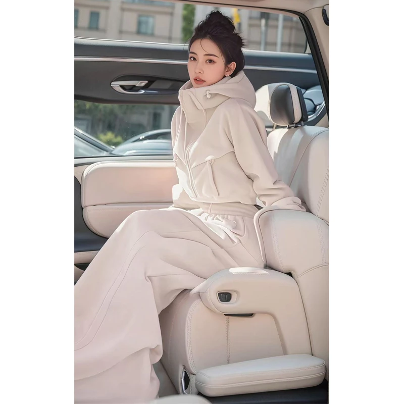 白色清冷感连帽抽绳外套阔腿裤两件套女装冬季2024减龄一整套穿搭