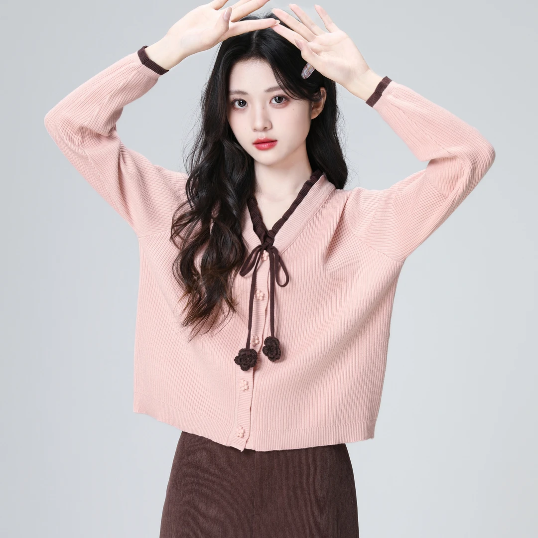 粉色V领针织开衫女春秋2025秋新款小个子撞色拼接设计感短款上衣