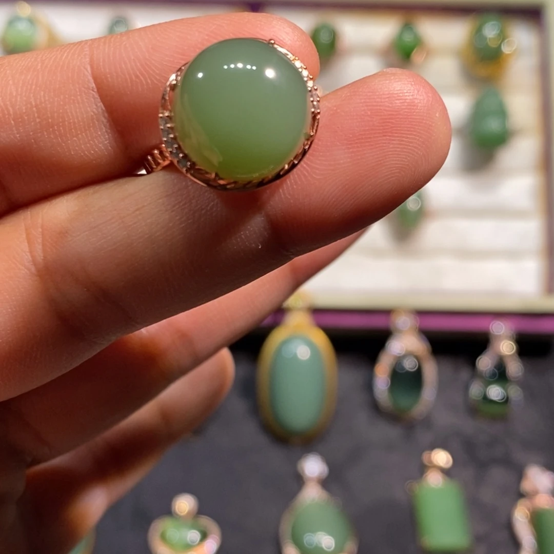 和田玉（碧玉）颈饰银S925镀金镶嵌