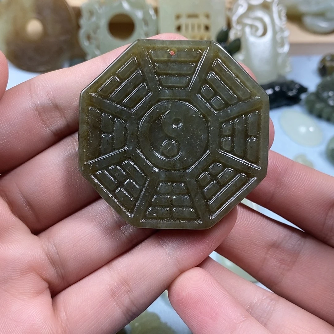 和田玉未镶嵌挂件