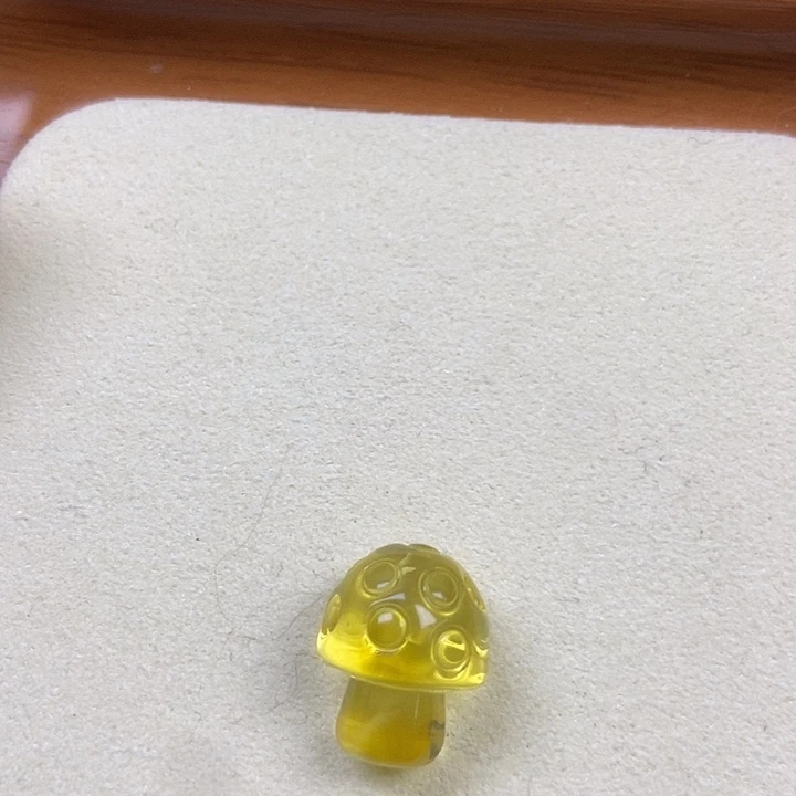 橄榄核吊坠小蘑菇16