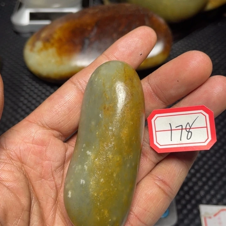 颈饰未镶嵌和田玉178