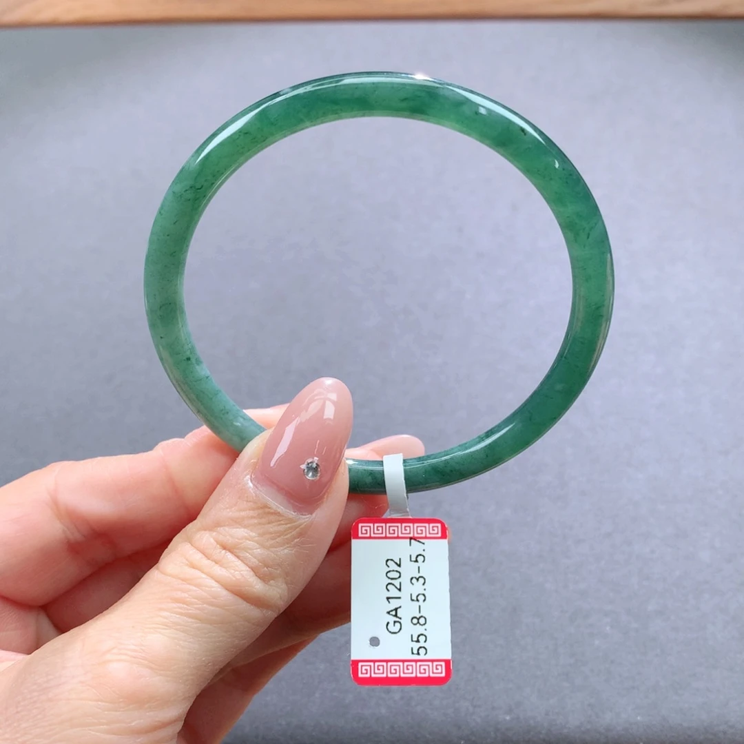 翡翠手镯未镶嵌天然翡翠手镯叮当镯