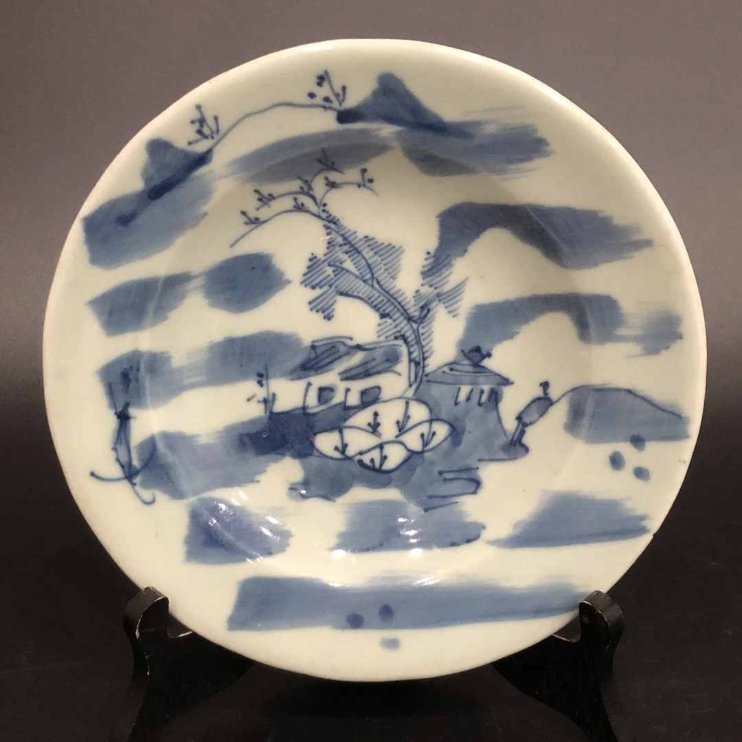 A03056 清中期豆青釉青花人物山水纹赏盘 直径21cm