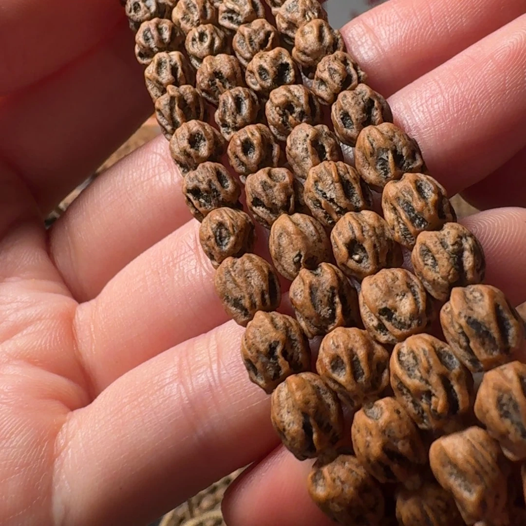 J***）柏香籽/百香籽吊坠