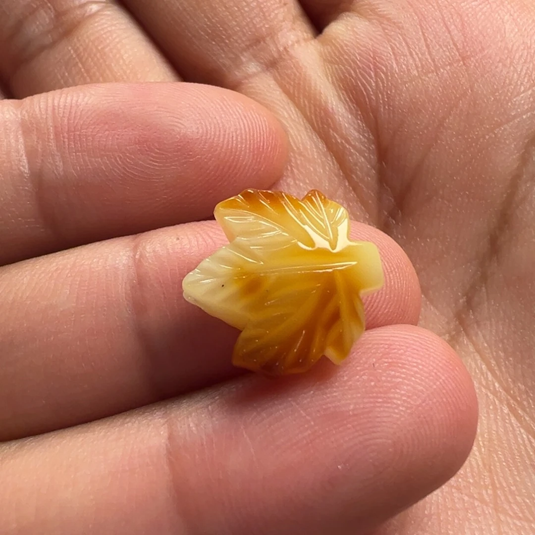 未镶嵌颈饰蜜蜡枫叶提溜