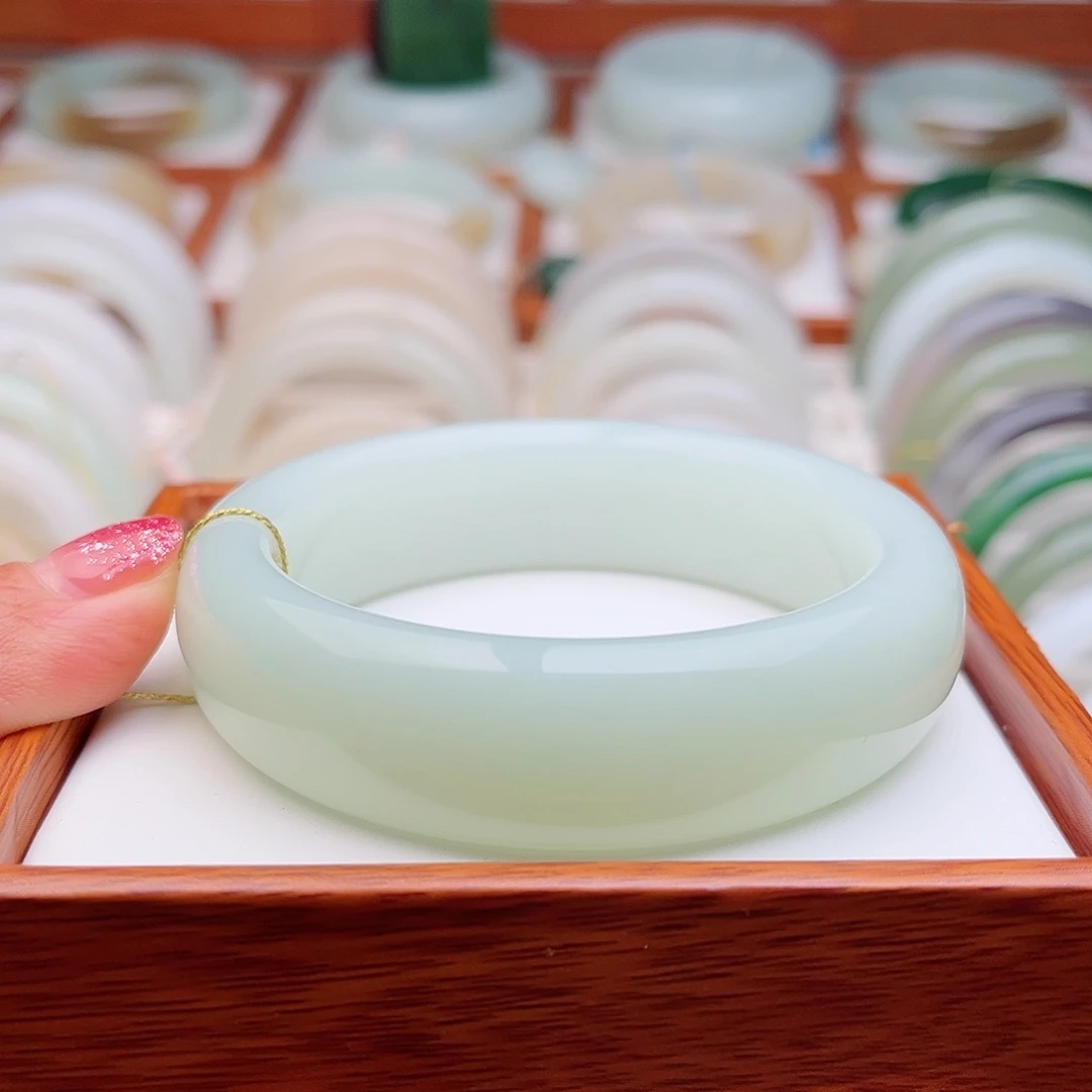 和田玉未镶嵌手镯57.7