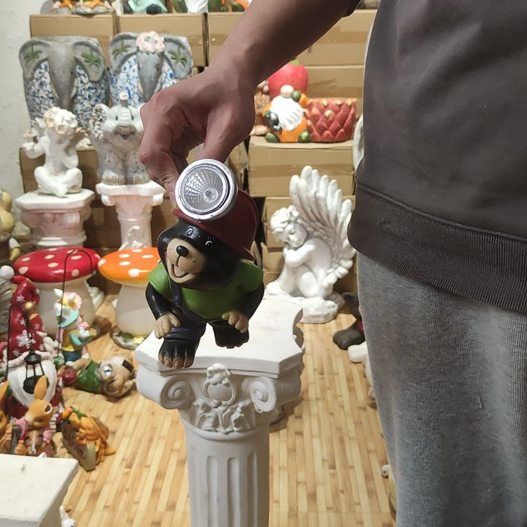 合成树脂树挂小黑熊摆件