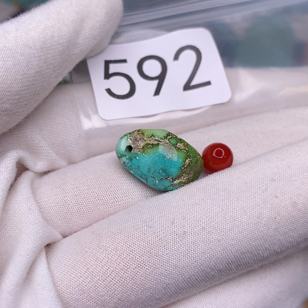 南红玛瑙未镶嵌珠宝半成品