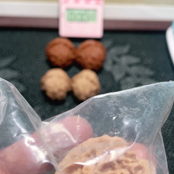 文玩核桃吊坠再**抑苹果园