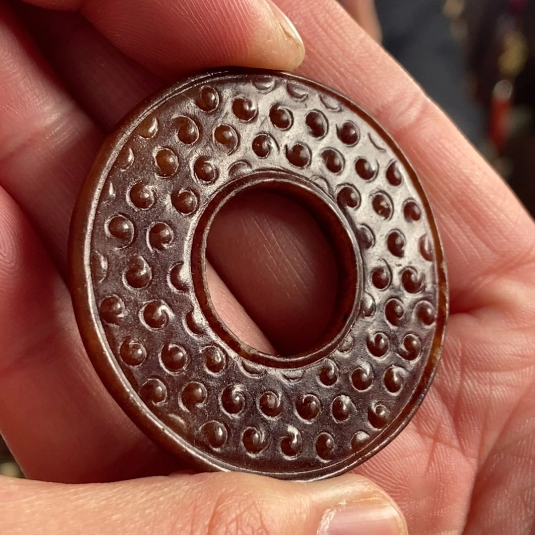 和田玉挂件未镶嵌贩****！