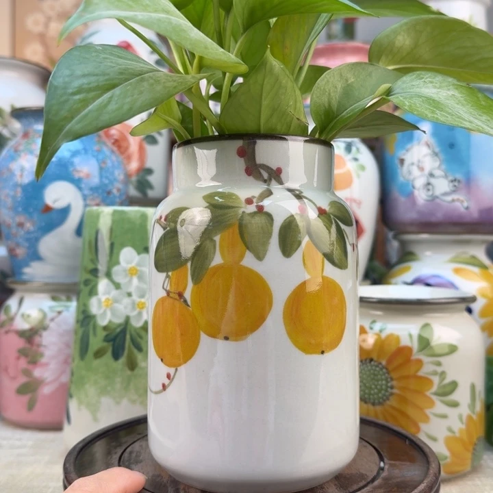 瓷片花瓶656655365655665