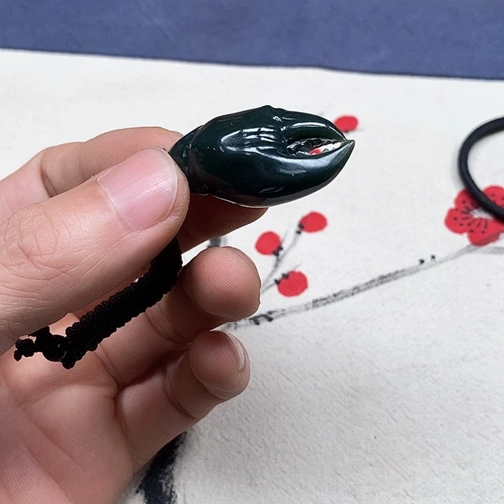 蛇纹石玉未镶嵌挂件