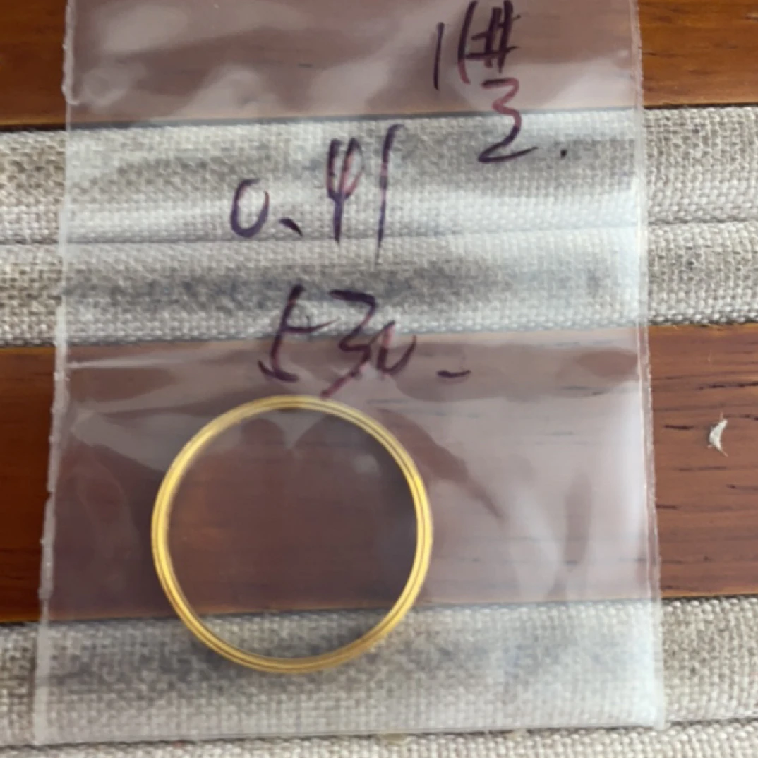 A9克重1.06 19号 圆筒碎冰冰戒指 足金999；