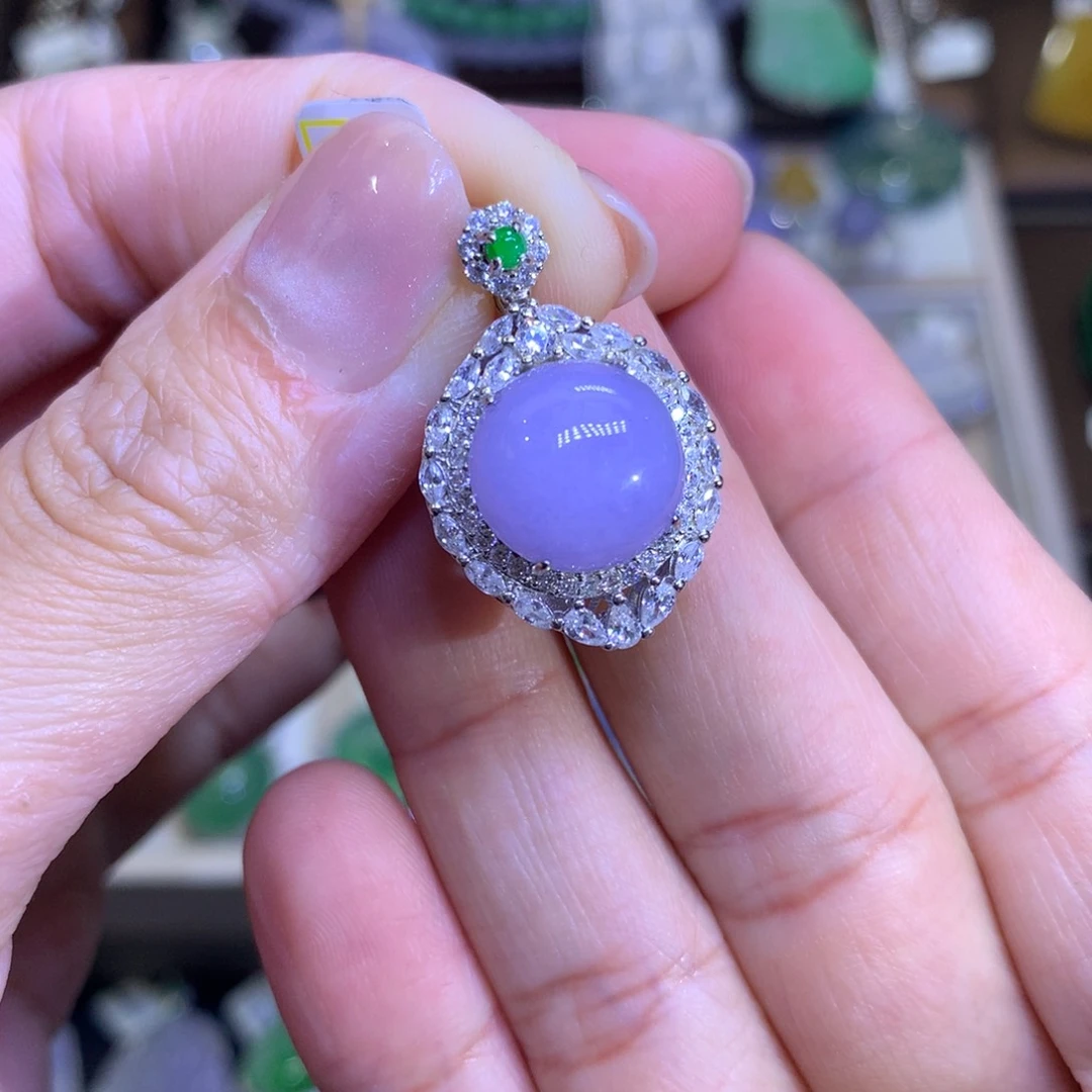 翡翠银S925镶嵌颈饰翡翠