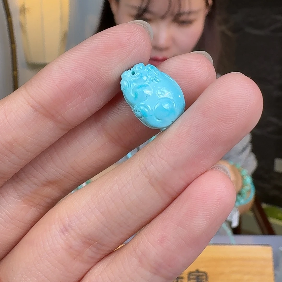 A***l绿松石未镶嵌挂件