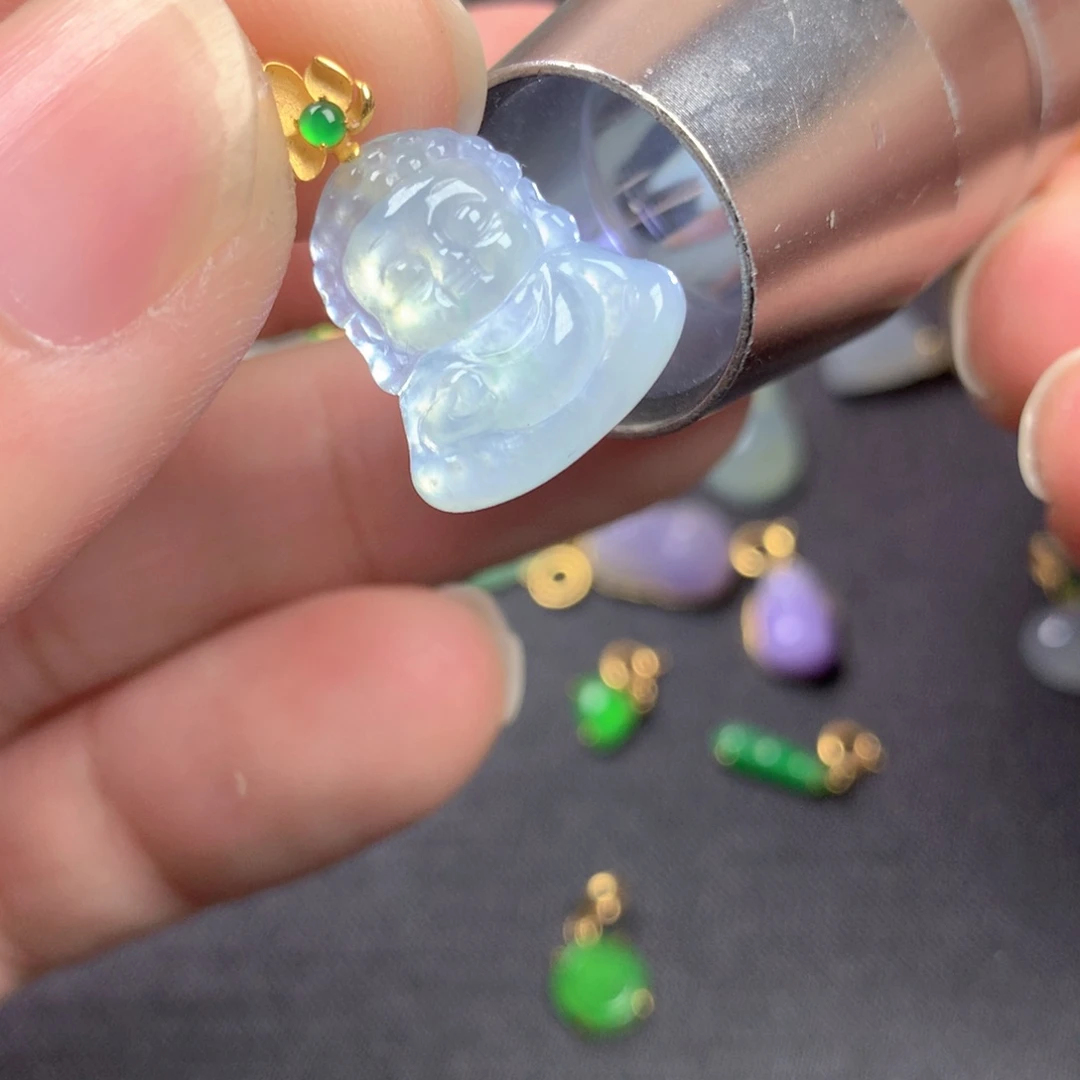 【闪购商品】颈饰18K金镶嵌翡翠翡翠