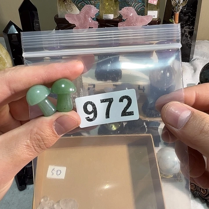 未镶嵌水晶大型摆件（非配饰）