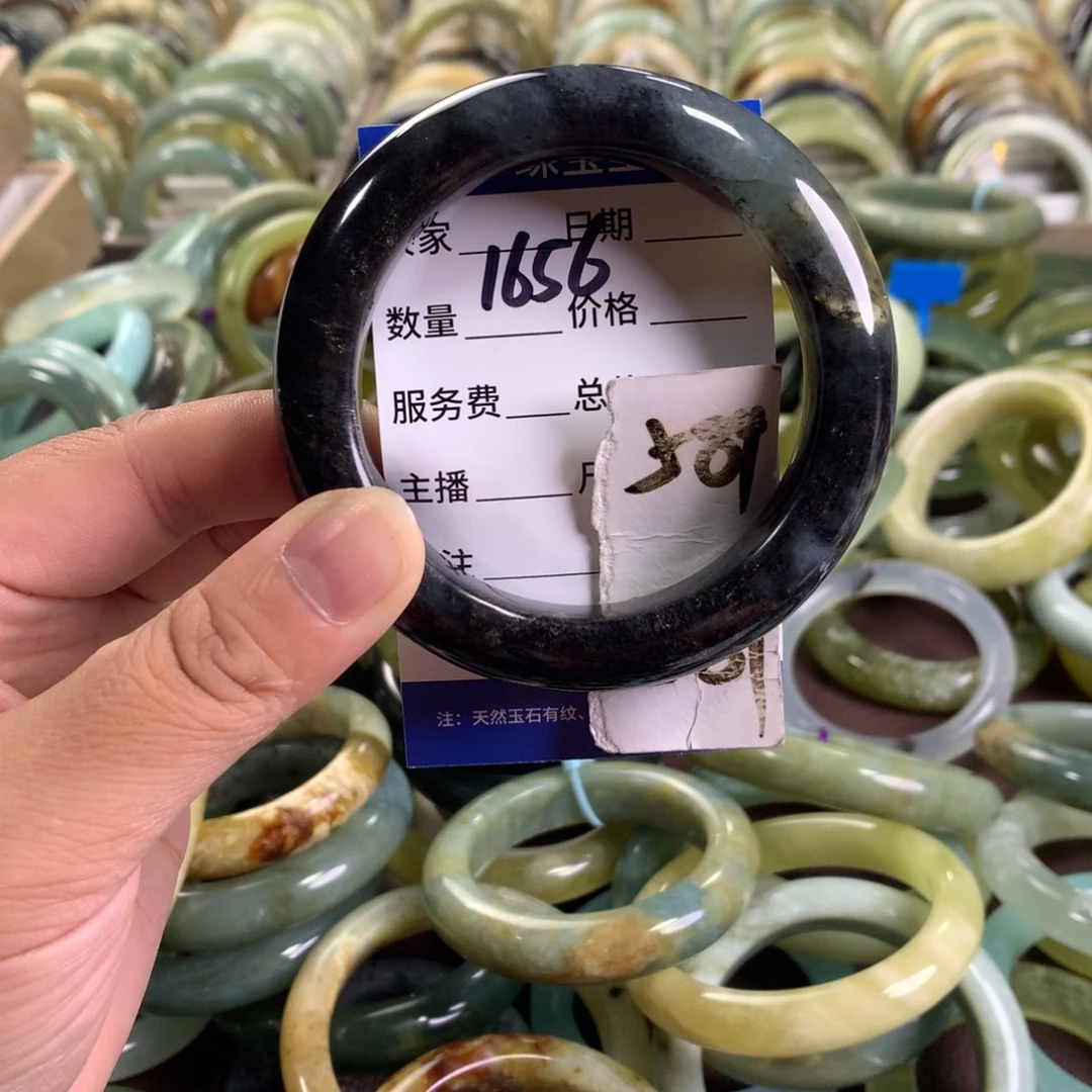 未镶嵌蛇纹石玉手镯1656