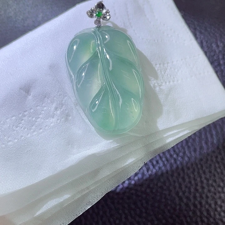 定制翡翠18K金镶嵌翡翠