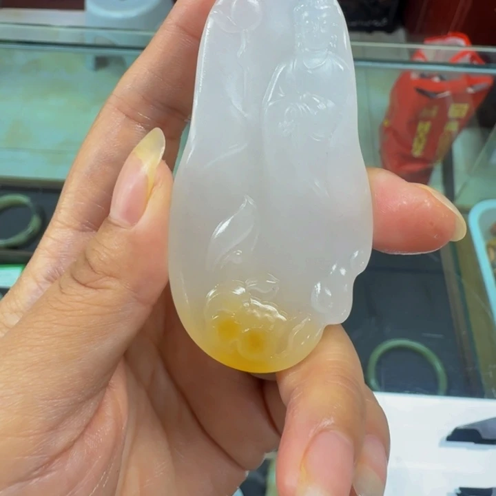 铛***铛石英岩玉手镯未镶嵌