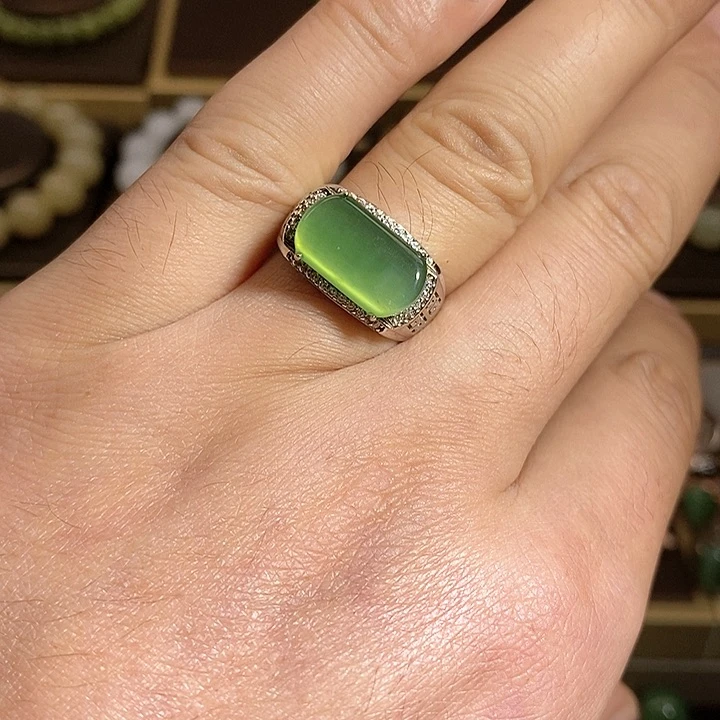 【闪购商品】银S925镶嵌戒指和田玉（碧玉）
