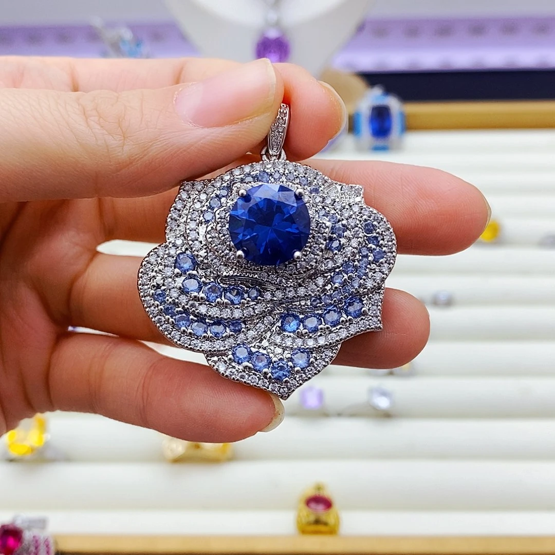 吊坠(不含链)蓝宝石未镶嵌李*鳌