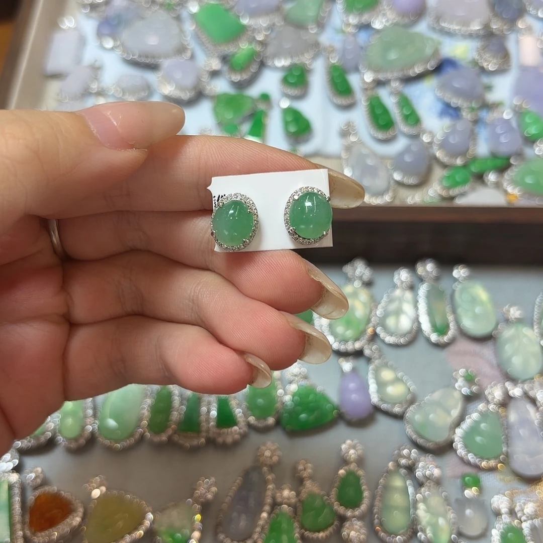 竹***君翡翠银S925镶嵌耳钉