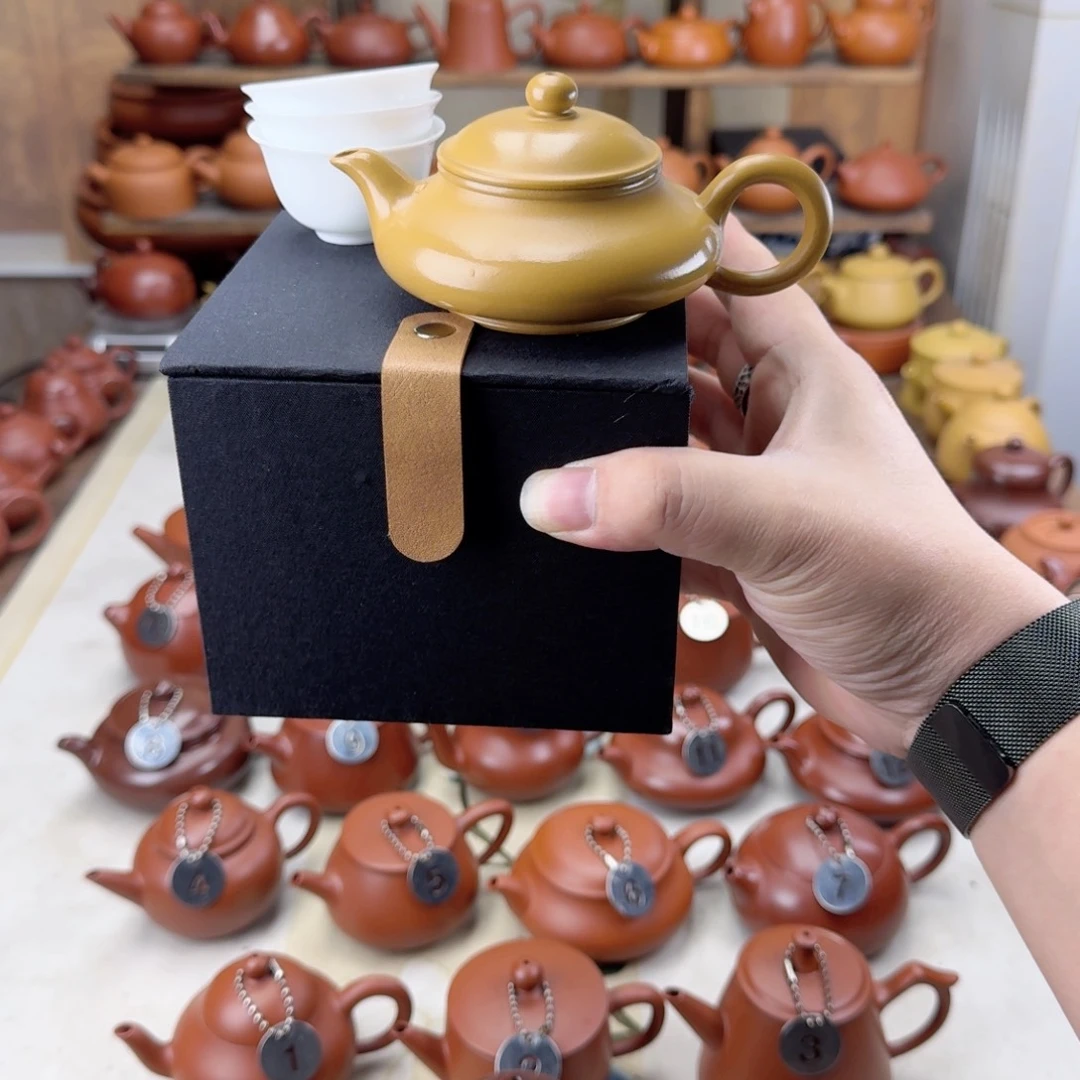 紫砂茶壶回家段泥虚扁壶